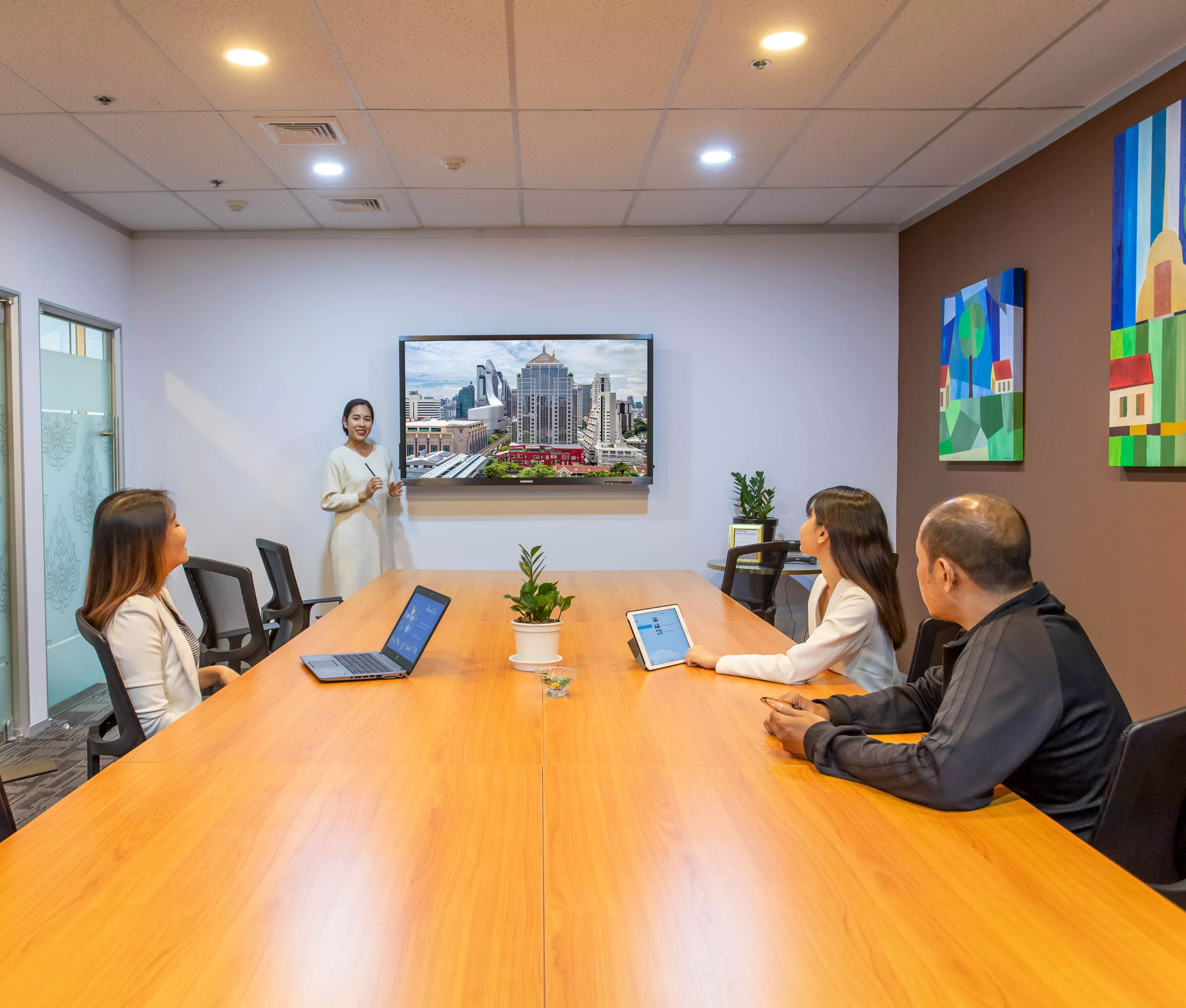 thailand-meeting-room-mobile.jpg