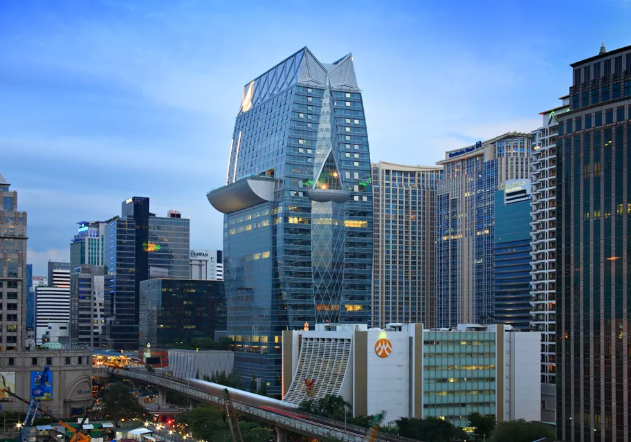 /media/36938/park-ventures-ecoplex-bangkok-skyline.jpg